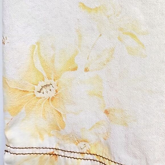 Paradise Shores Cream w/Gold Floral Print Shorts Zip & Button Closure Womens 6 - Picture 4 of 11